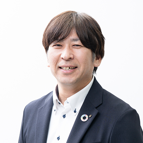 かぶしきがいしゃにしけん、みずおちさんのかおじゃしん